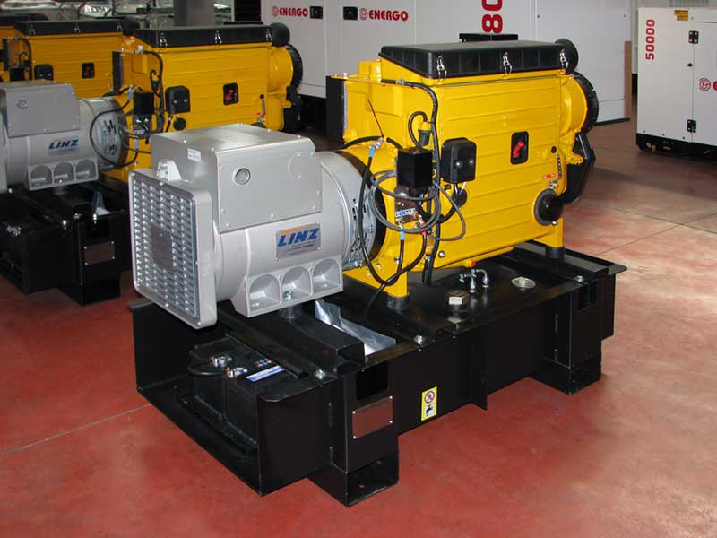 Дизельные электростанции ED30/400 мощностью 28 кВт на базе двигателей Hatz
